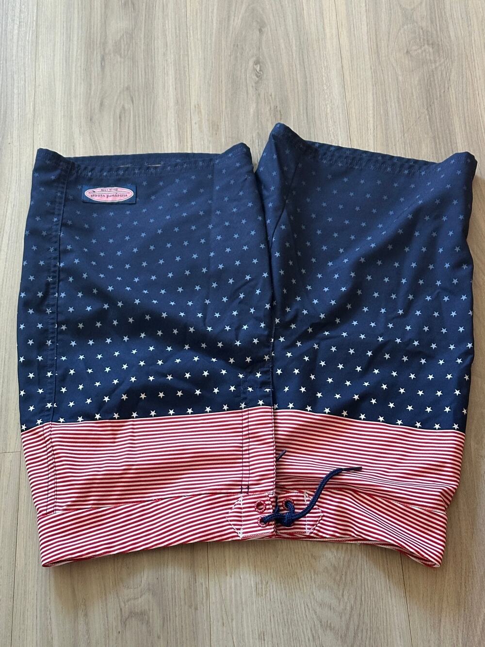 Vineyard Vines Boys Red White Blue Stars Stripes Patriotic Swim Trunks Large